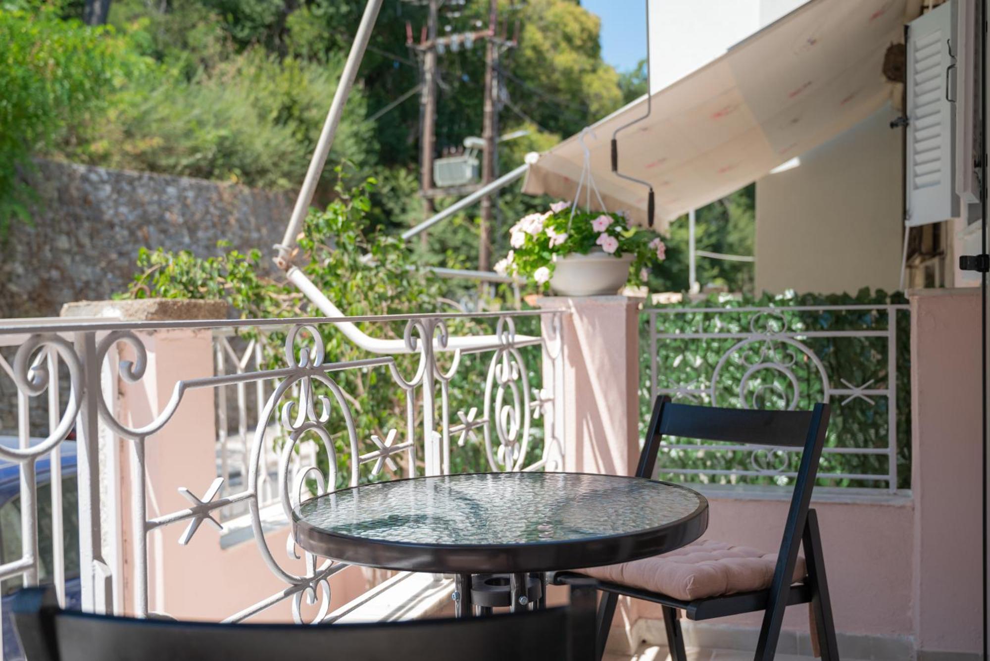 Apartmán Filoxenia Dd Corfu  Exteriér fotografie